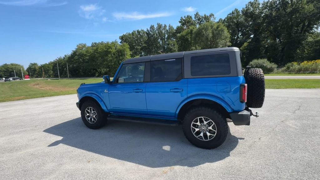 2023 Ford Bronco Outer Banks photo 6