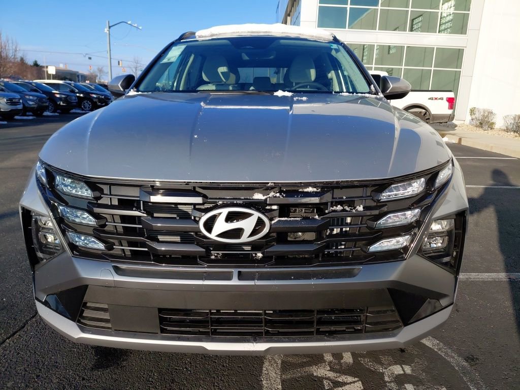 2026 Hyundai Tucson Hybrid SEL photo 3