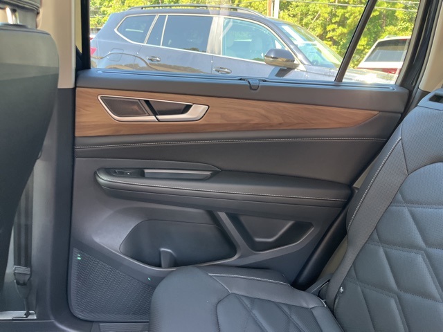 2026 Volkswagen Atlas SE Technology photo 14