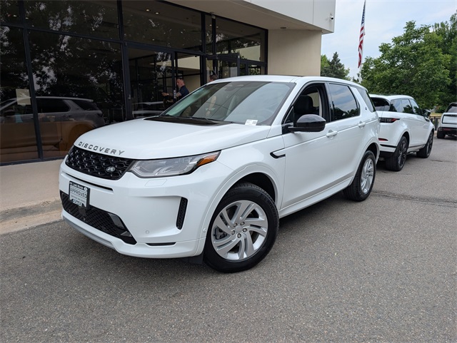 2024 Land Rover Discovery Sport S photo 2