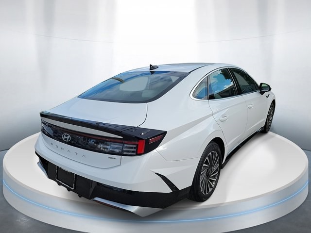 2025 Hyundai Sonata Hybrid SEL photo 4