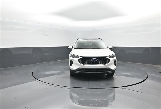 2025 Ford Escape Plug-In Hybrid photo 2