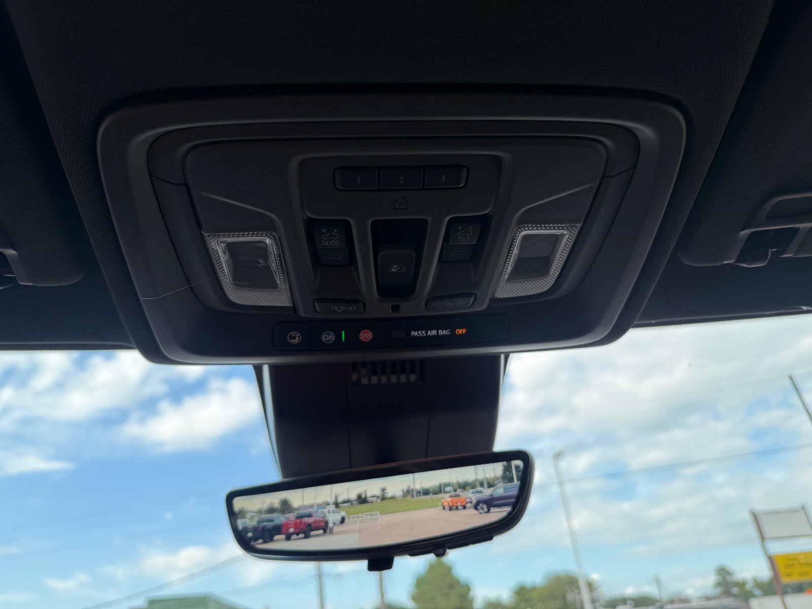 2026 Gmc Sierra 2500 HD Denali photo 24