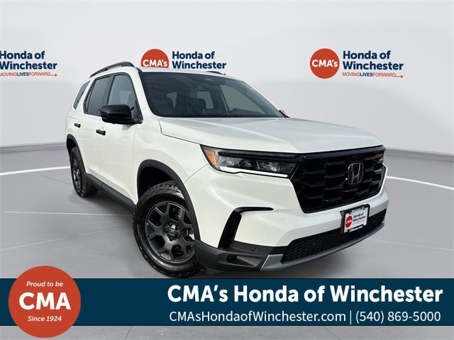 2025 Honda Pilot TrailSport's photo