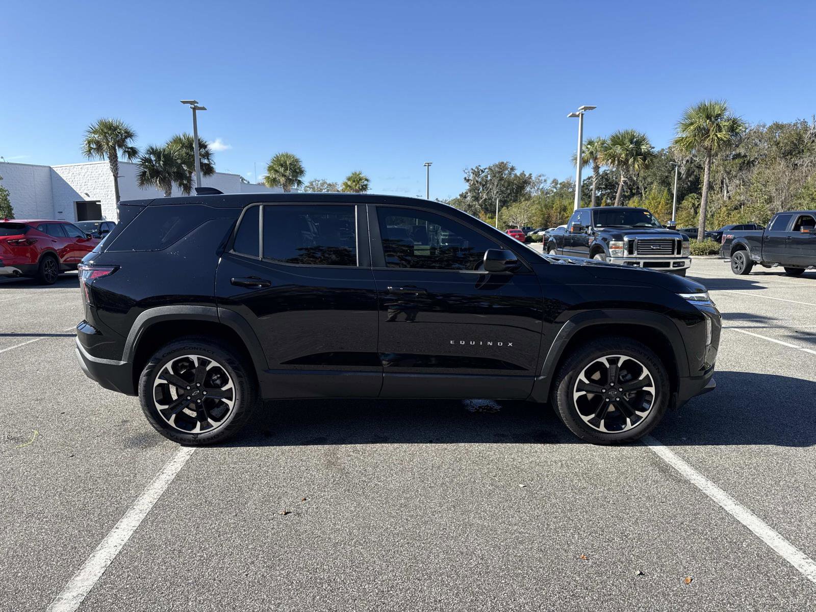2025 Chevrolet Equinox LT's photo