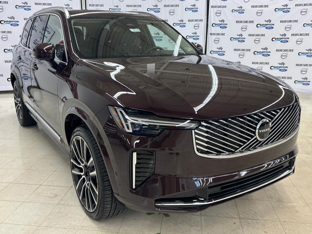 2026 Volvo XC90 Plus's photo