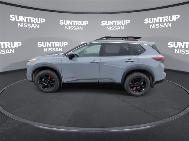 2025 Nissan Rogue SV photo 4