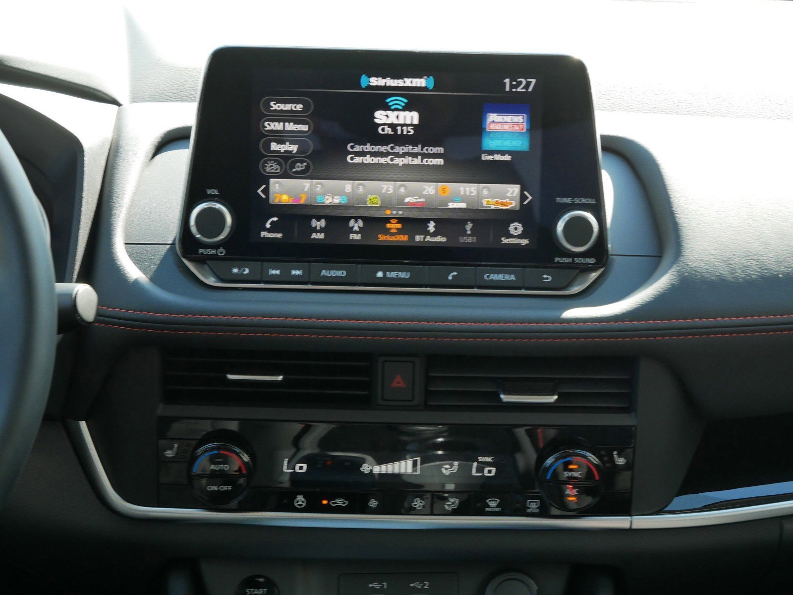 2026 Nissan Rogue AWD photo 6