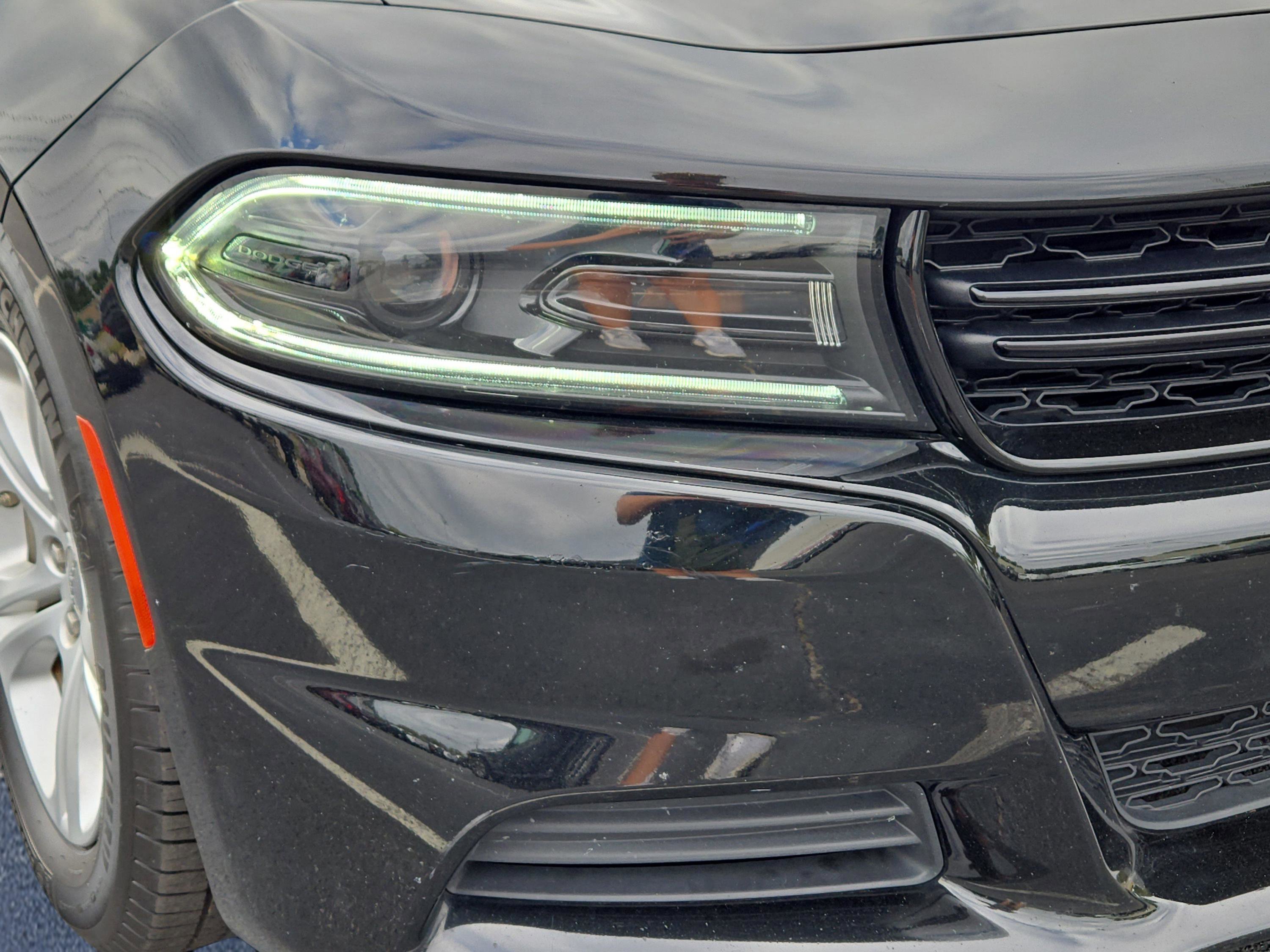 2023 Dodge Charger SXT photo 4