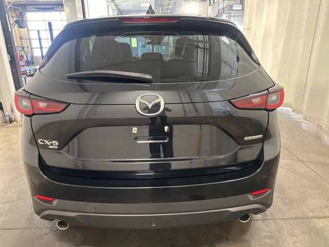 2023 Mazda CX-5 2.5 S Preferred photo 3