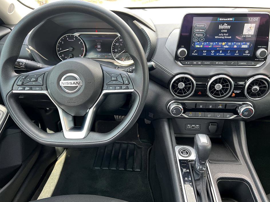 2023 Nissan Sentra SV photo 16