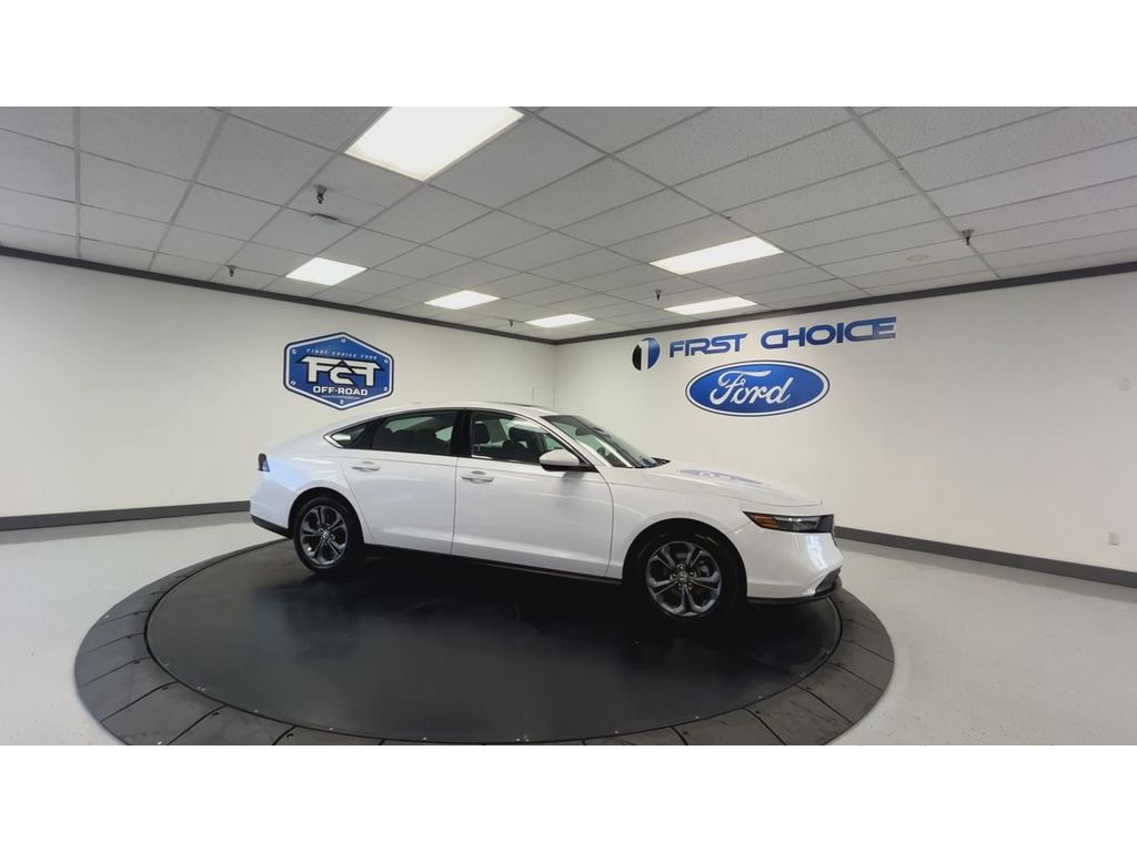 2023 Honda Accord EX photo 3