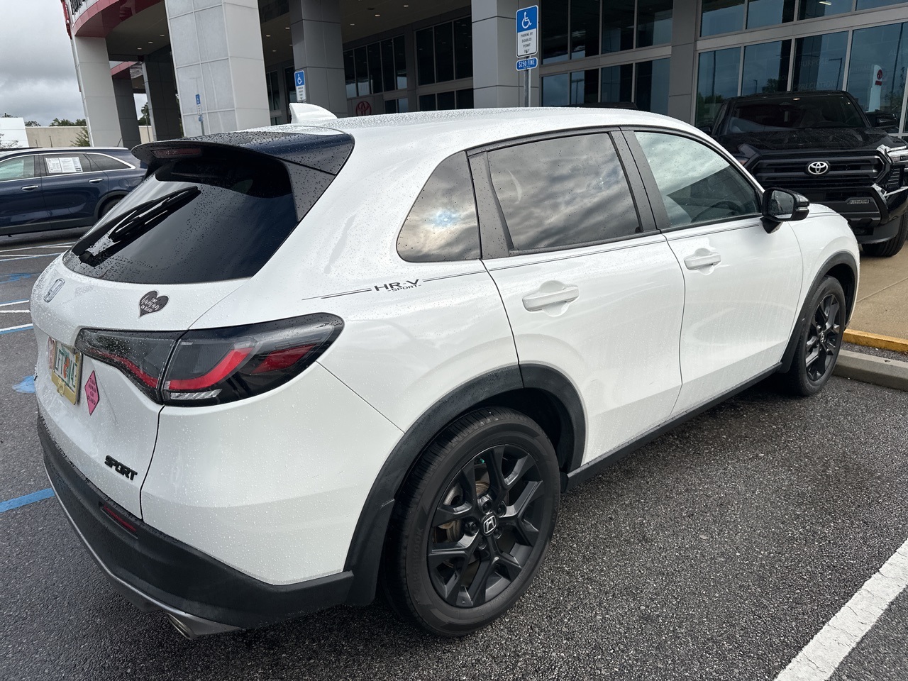 2024 Honda HR-V Sport photo 4