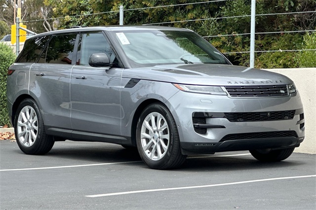 2025 Land Rover Range Rover Sport P360 S photo 6