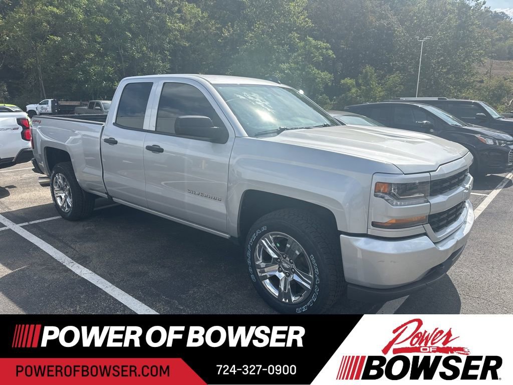 2016 Chevrolet Silverado 1500 Custom photo 5