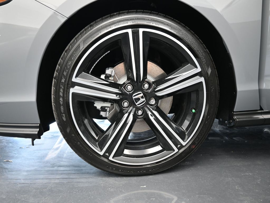 2025 Honda Accord Hybrid Sport photo 9