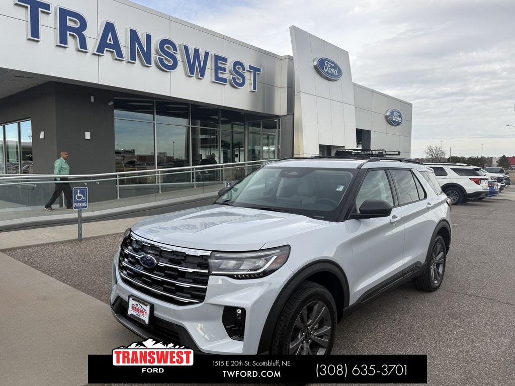 2026 Ford Explorer Active's photo