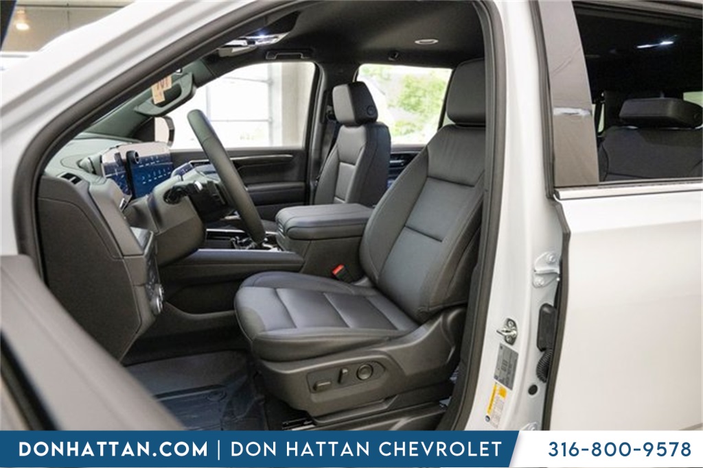 2026 Chevrolet Tahoe LT photo 4