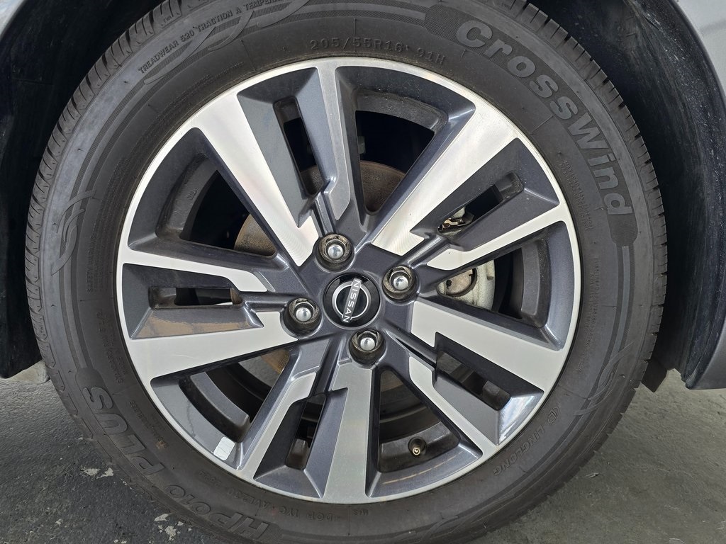 2023 Nissan Versa S photo 36