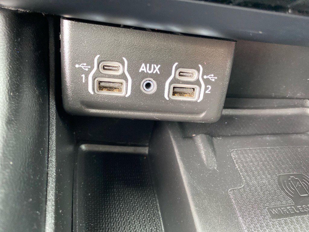 2022 Dodge Durango R/T photo 13