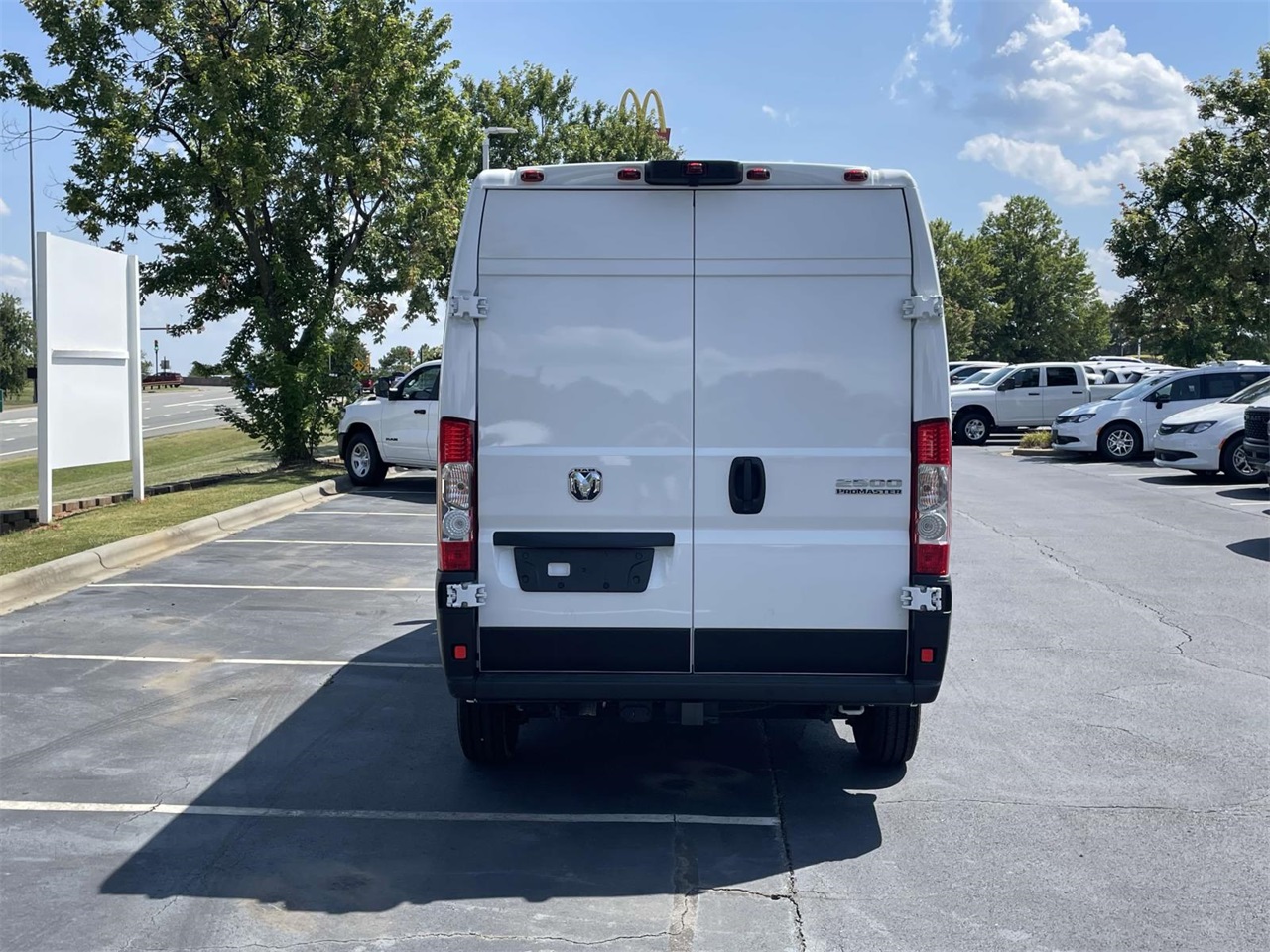2025 Ram ProMaster 2500 photo 3