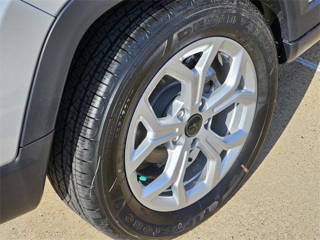 2025 Jeep Compass North Edition Latitude photo 6