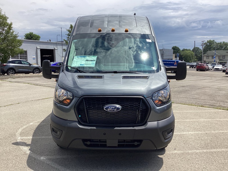 2025 Ford Transit photo 2