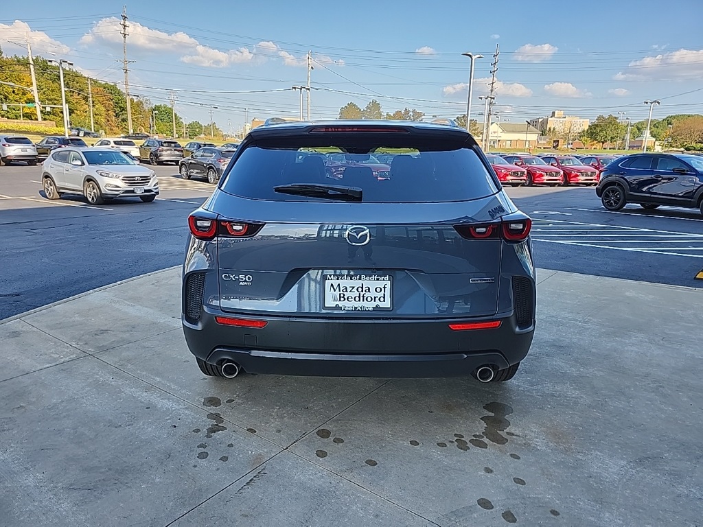 2025 Mazda CX-50 2.5 Select photo 2
