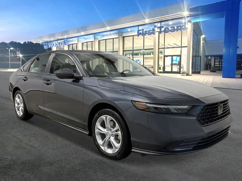2025 Honda Accord LX photo 6