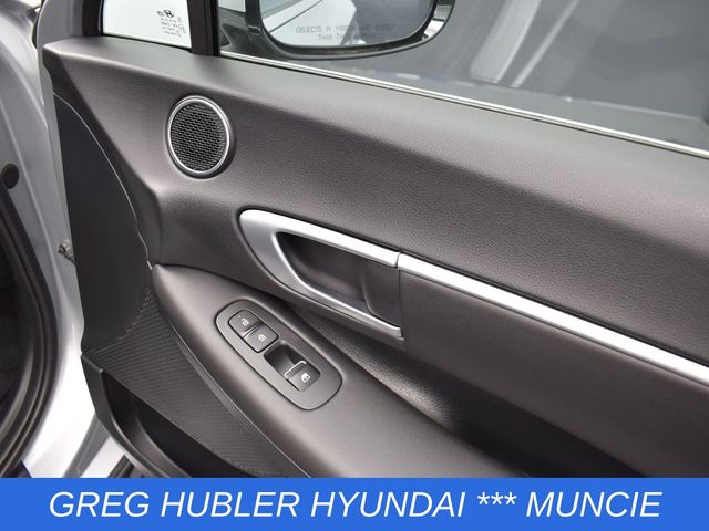 2025 Hyundai Sonata SEL photo 28