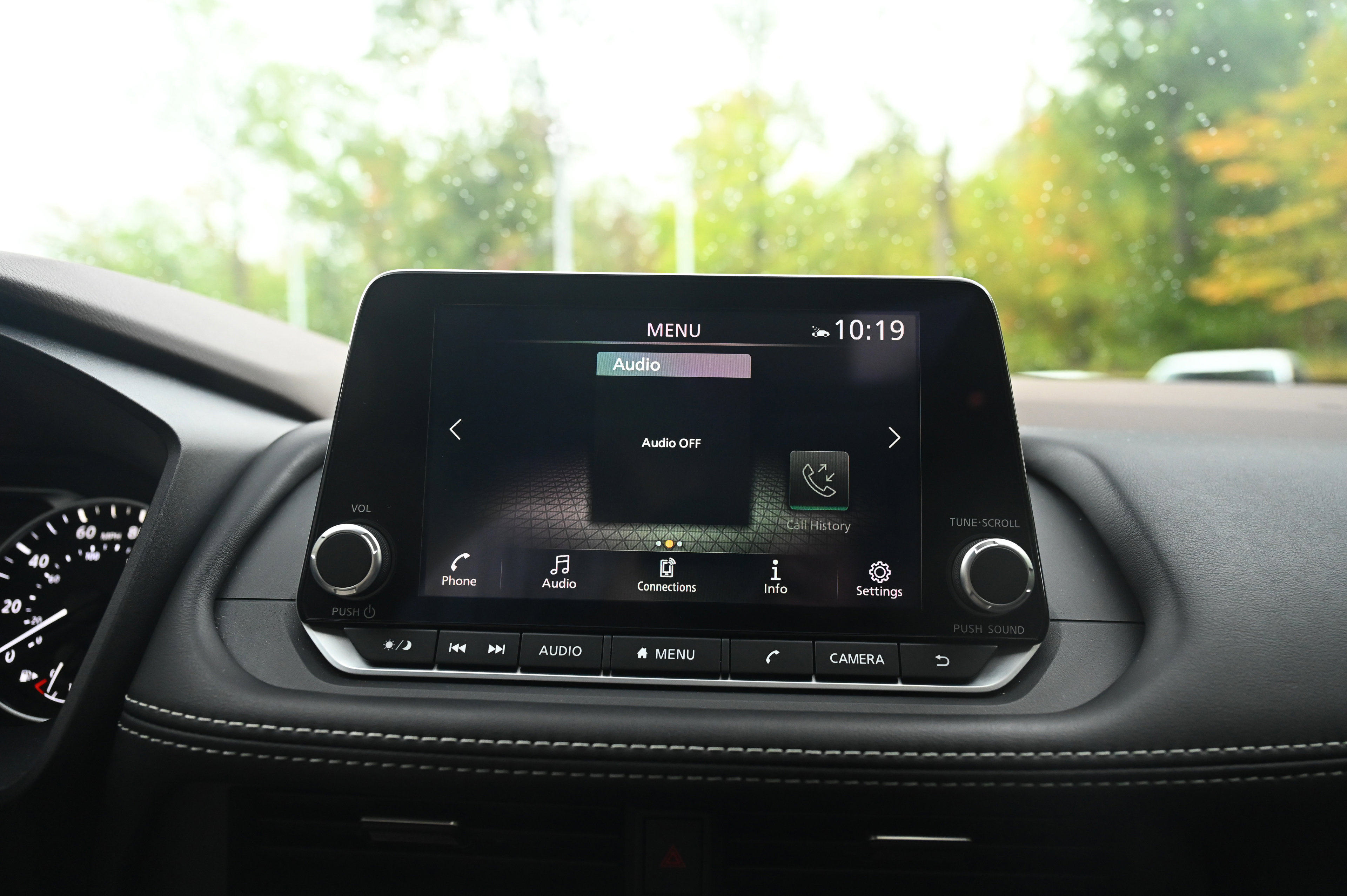 2023 Nissan Rogue SV photo 12