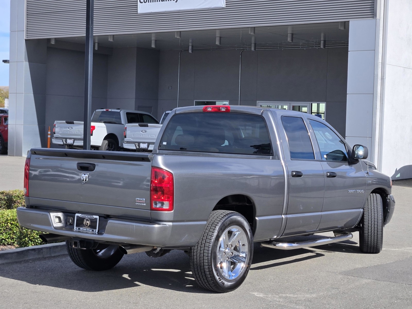 2006 Dodge Ram SLT photo 4