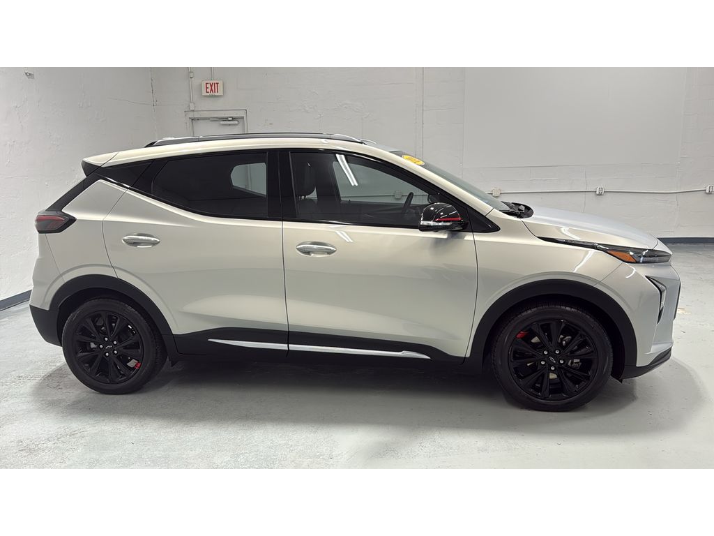 2023 Chevrolet Bolt EUV Premier photo 4