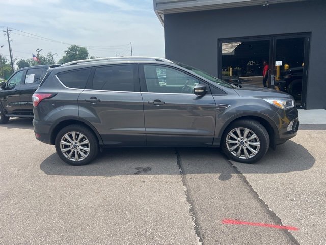 2018 Ford Escape Titanium photo 2