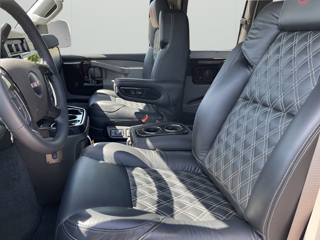 2025 Gmc Savana Cargo 2500 photo 20