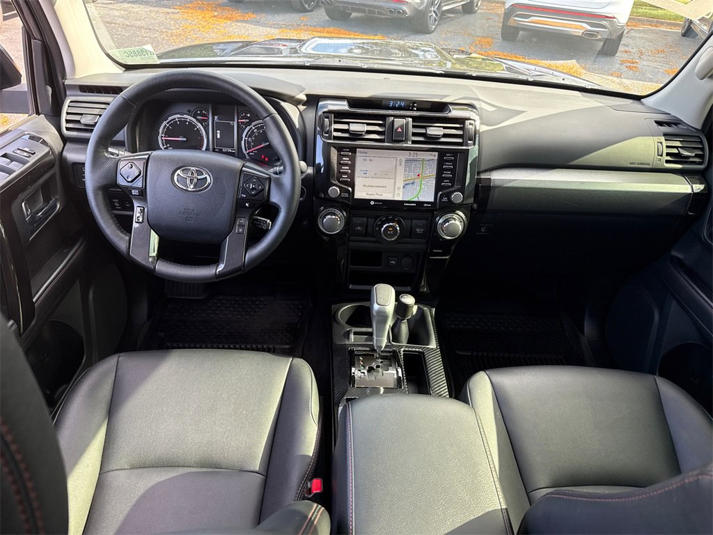 2023 Toyota 4Runner TRD Off-Road photo 28