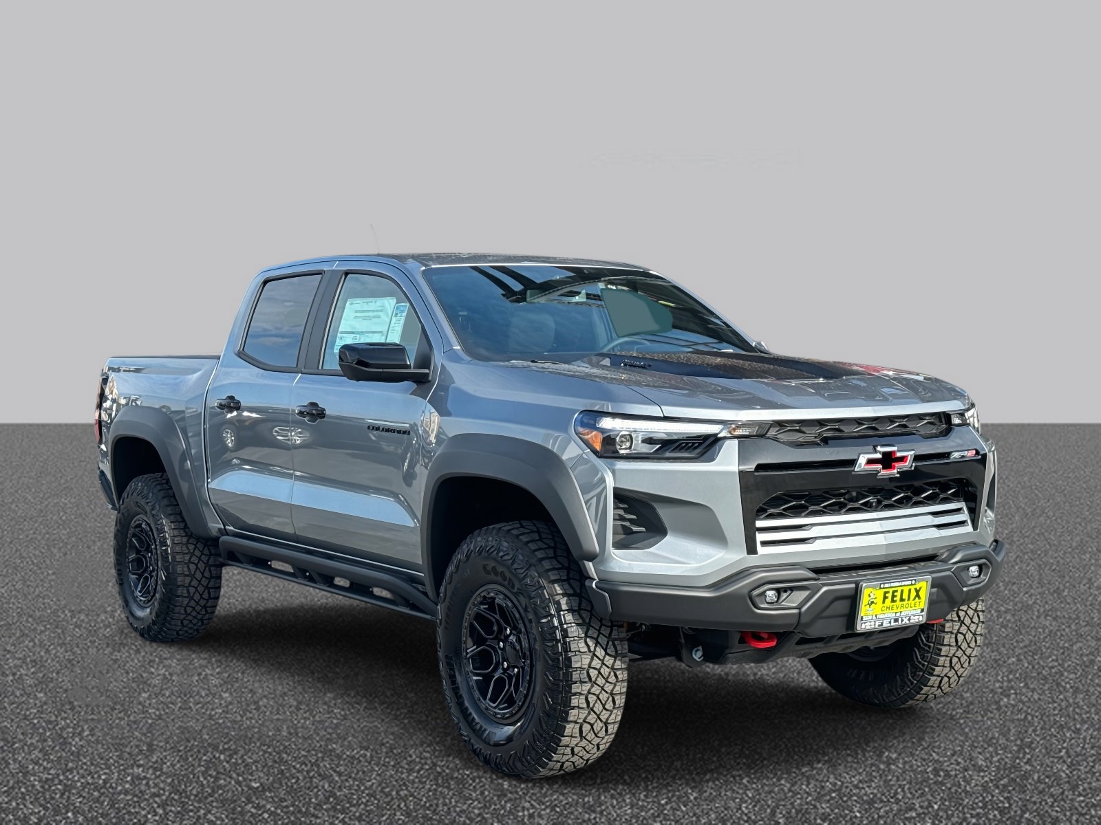 2026 Chevrolet Colorado ZR2 photo 3