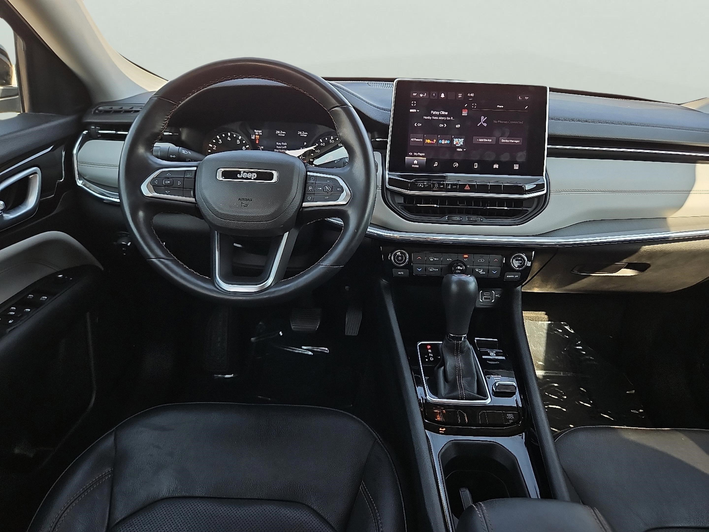 2022 Jeep Compass Limited photo 10