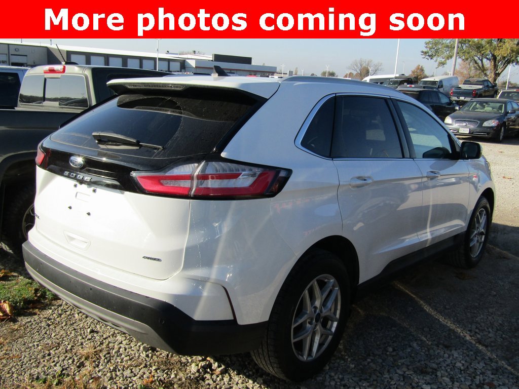2023 Ford Edge SEL photo 4