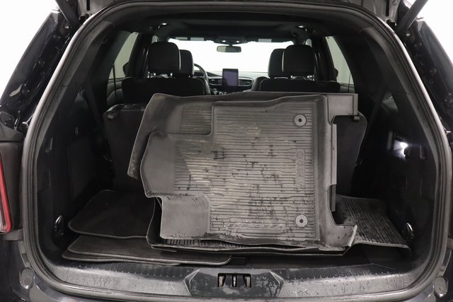 2023 Ford Explorer ST photo 16
