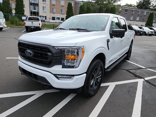2023 Ford F-150 XLT photo 7