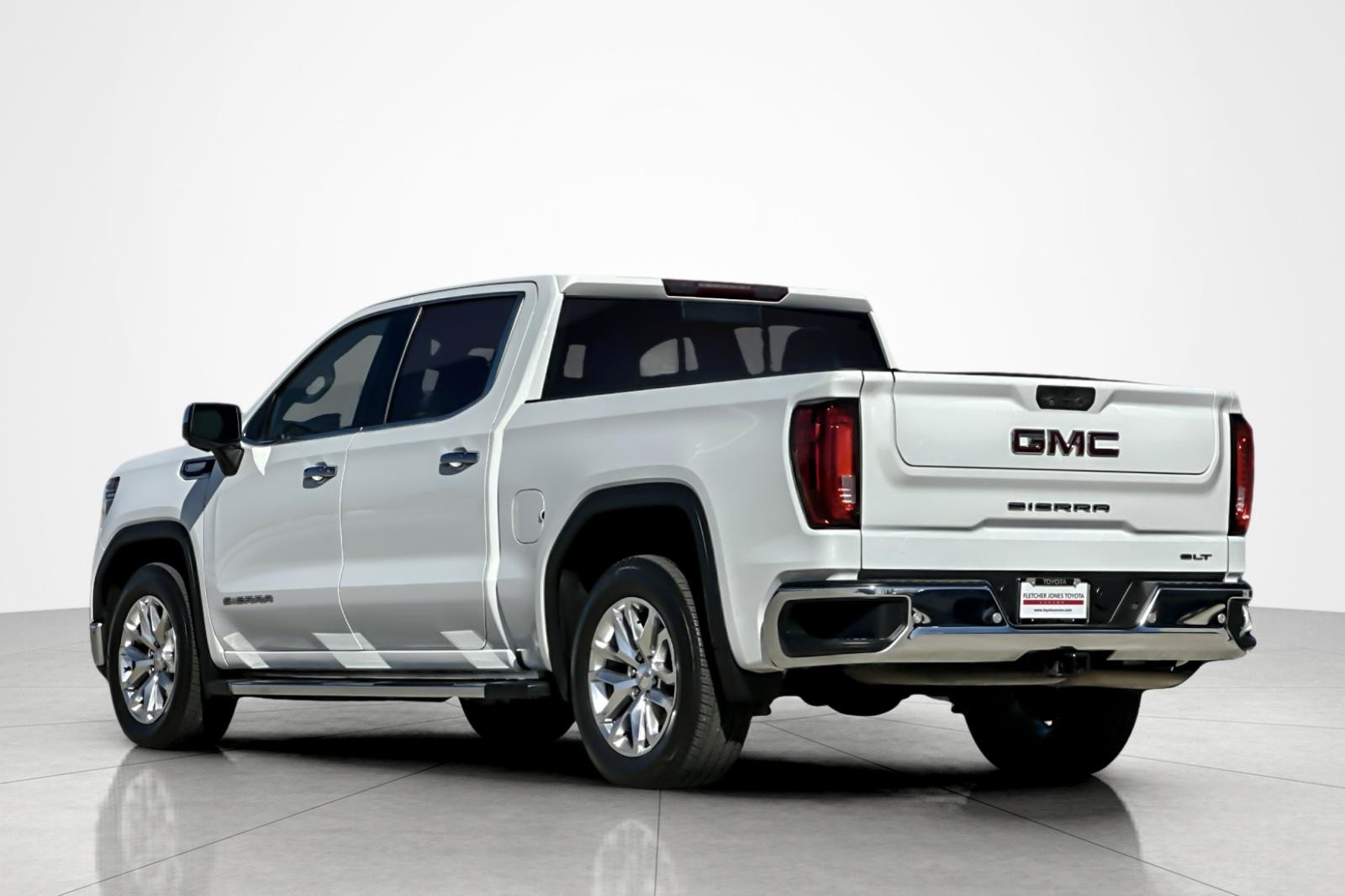 2021 Gmc Sierra 1500 SLT photo 3