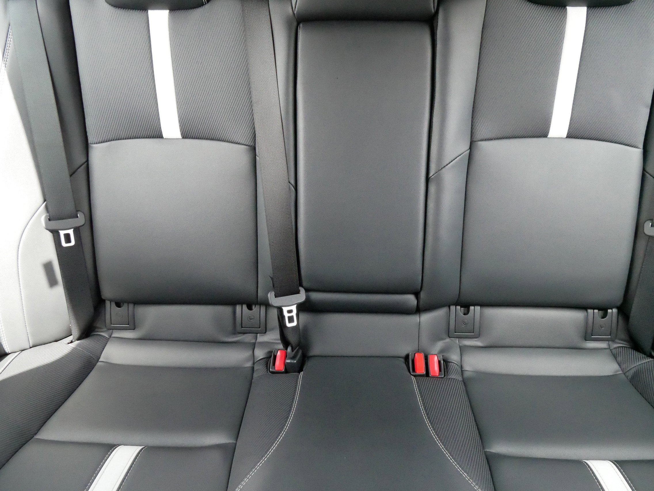 2025 Toyota Camry SE photo 13