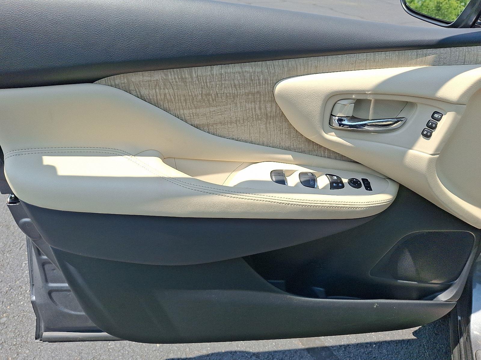 2024 Nissan Murano SL photo 11