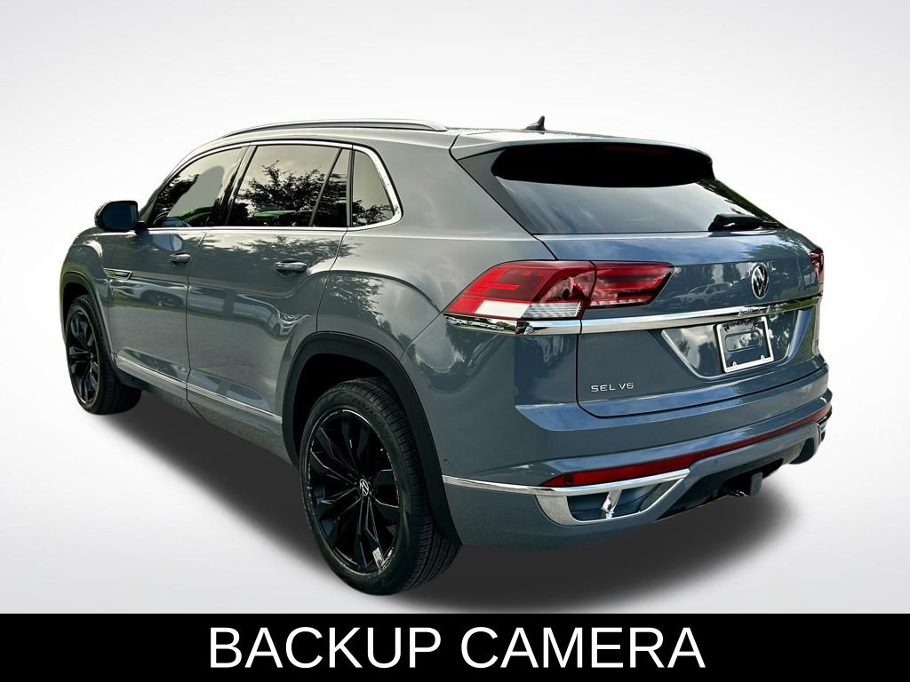 2022 Volkswagen Atlas Cross Sport V6 SEL Premium R-Line photo 4