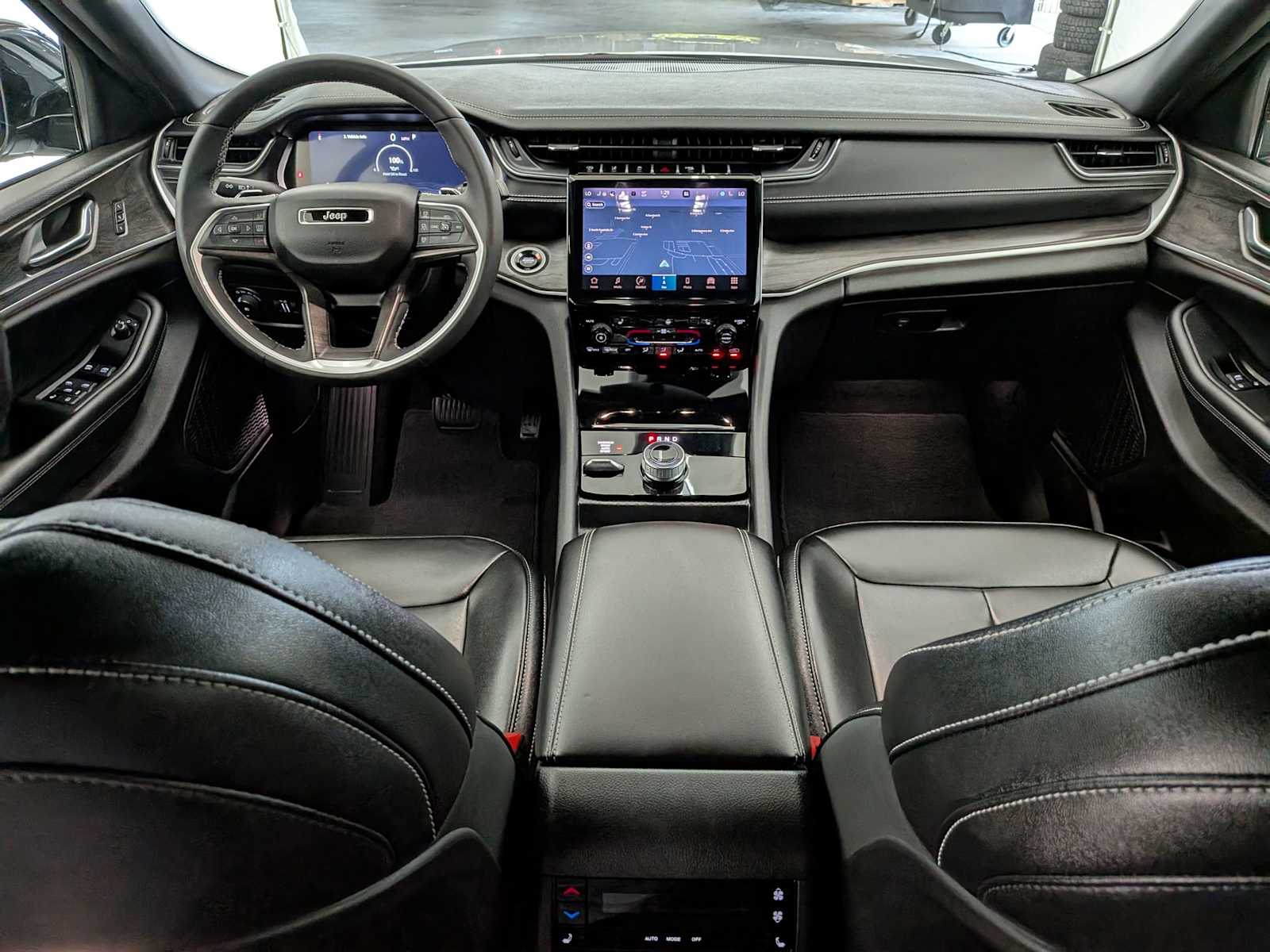2024 Jeep Grand Cherokee Limited photo 15
