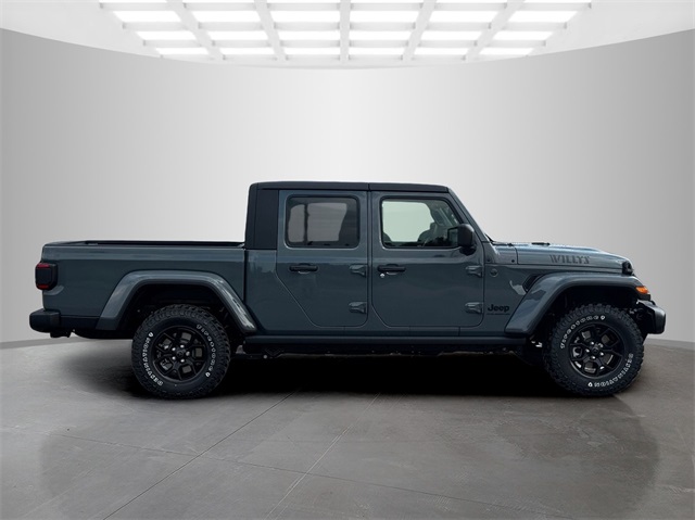 2025 Jeep Gladiator Willys photo 8