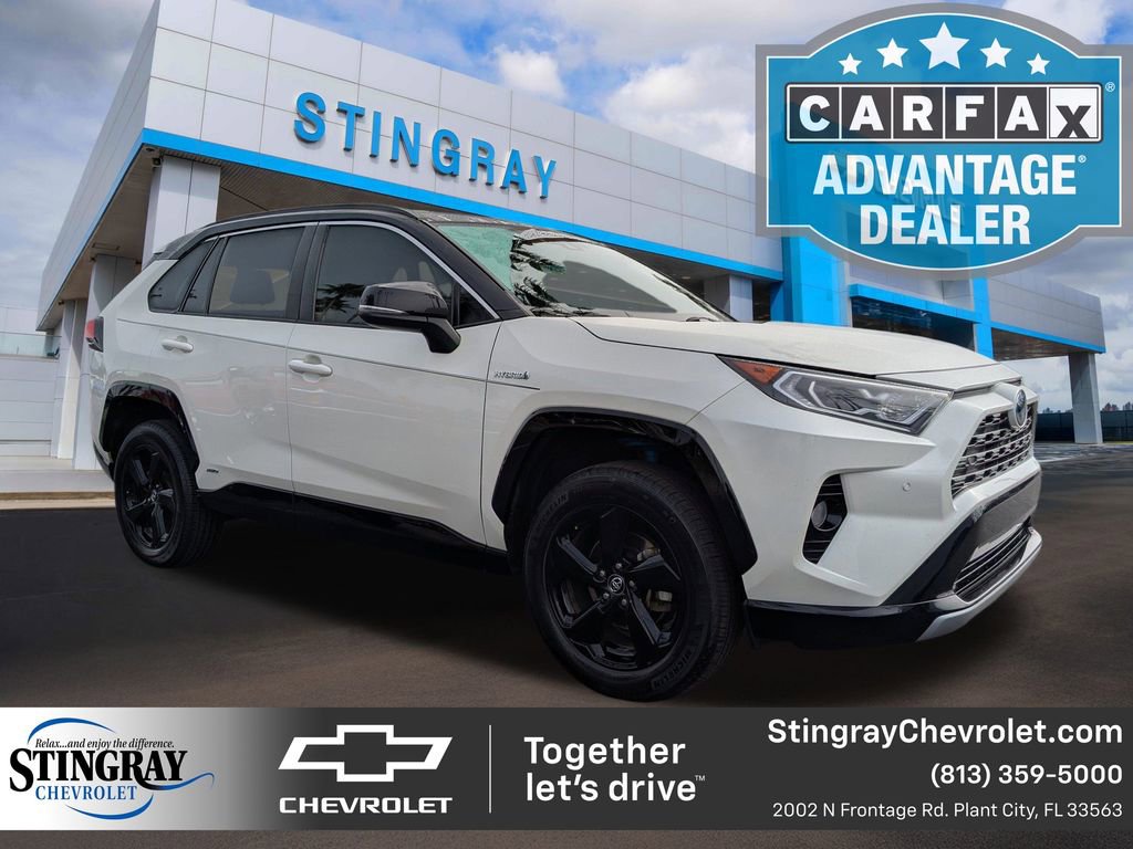 2020 Toyota RAV4 XSE's photo