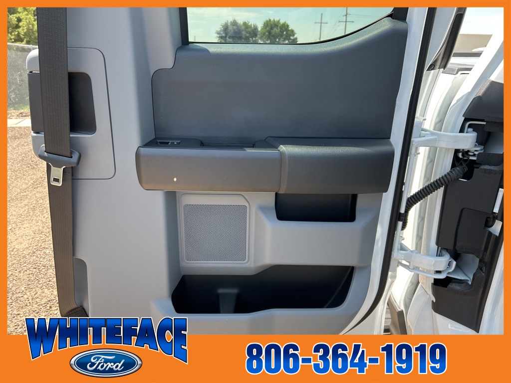 2025 Ford F-350 XLT photo 33