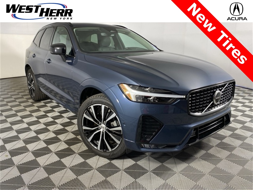 2024 Volvo XC60 Plus's photo